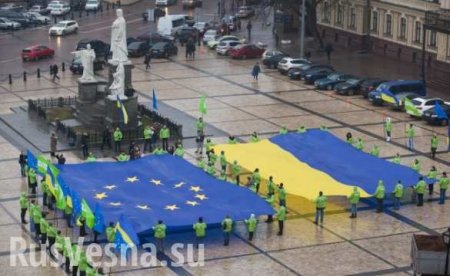 Евросоюз отказывается давать деньги Украине: инвесторы боятся, что их средства исчезнут в бездонной яме