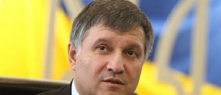 Министр МВД Украины обвинил Тягнибока в кровавых событиях в Киеве