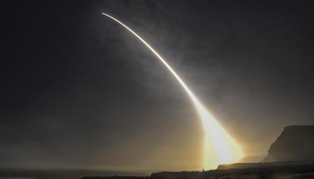 Флаг США над Севастополем: какая судьба была уготована Крыму в составе Украины (ФОТО) Флаг США над Севастополем: какая судьба была уготована Крыму в составе Украины (ФОТО)