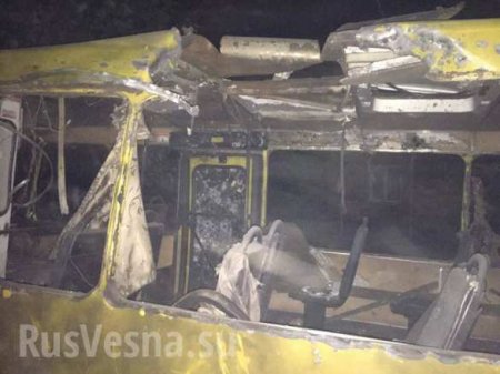 Ukrainian army blew up passenger bus and cafe in Donetsk (PHOTOS)