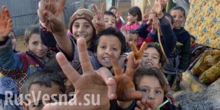 Syrian children sing May there always be sunshine in Russian (VIDEO)