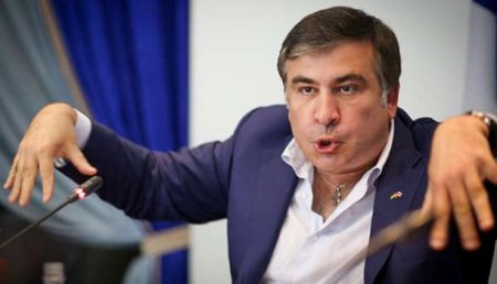 И корону императора!: Саакашвили во вторник потребует предоставить ему трибуну Верховной Рады