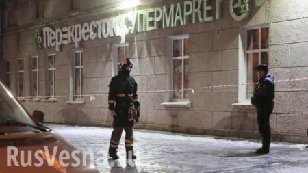 Преступник кладет рюкзак в камеру хранения — кадры с места взрыва в Санкт-Петербурге (ВИДЕО)
