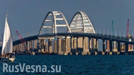 Из-за Крымского моста Мариупольский порт потерял больше трети флота
