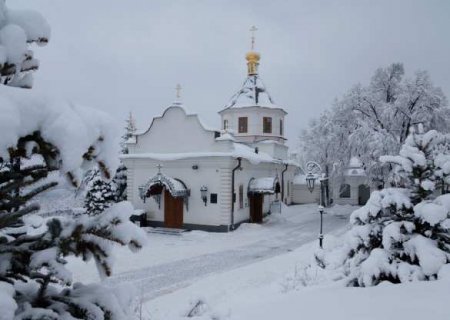 В Киево-Печерской Лавре начался съезд общин захваченных храмов УПЦ (ФОТО)