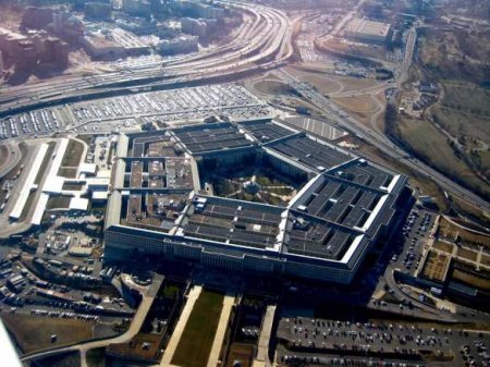 «Чрезвычайно важный вклад»: Пентагон утвердил пакет помощи Украине